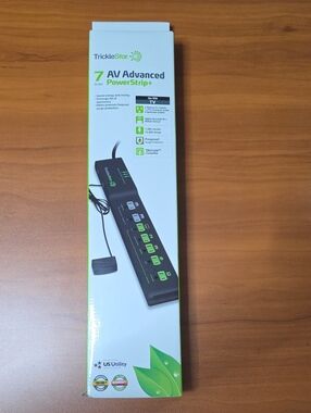 TrickleStar 7-Outlet AV Advanced PowerStrip+ — Black with Green Accents